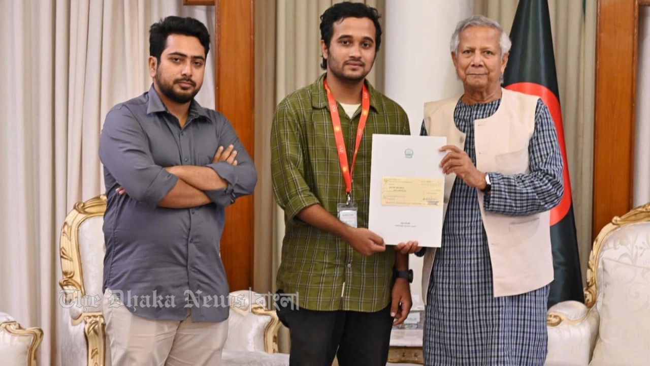 জুলাই স্মৃতি  ফাউন্ডেশ থেকে পদত্যাগ করলেন মীর স্নিগ্ধ
