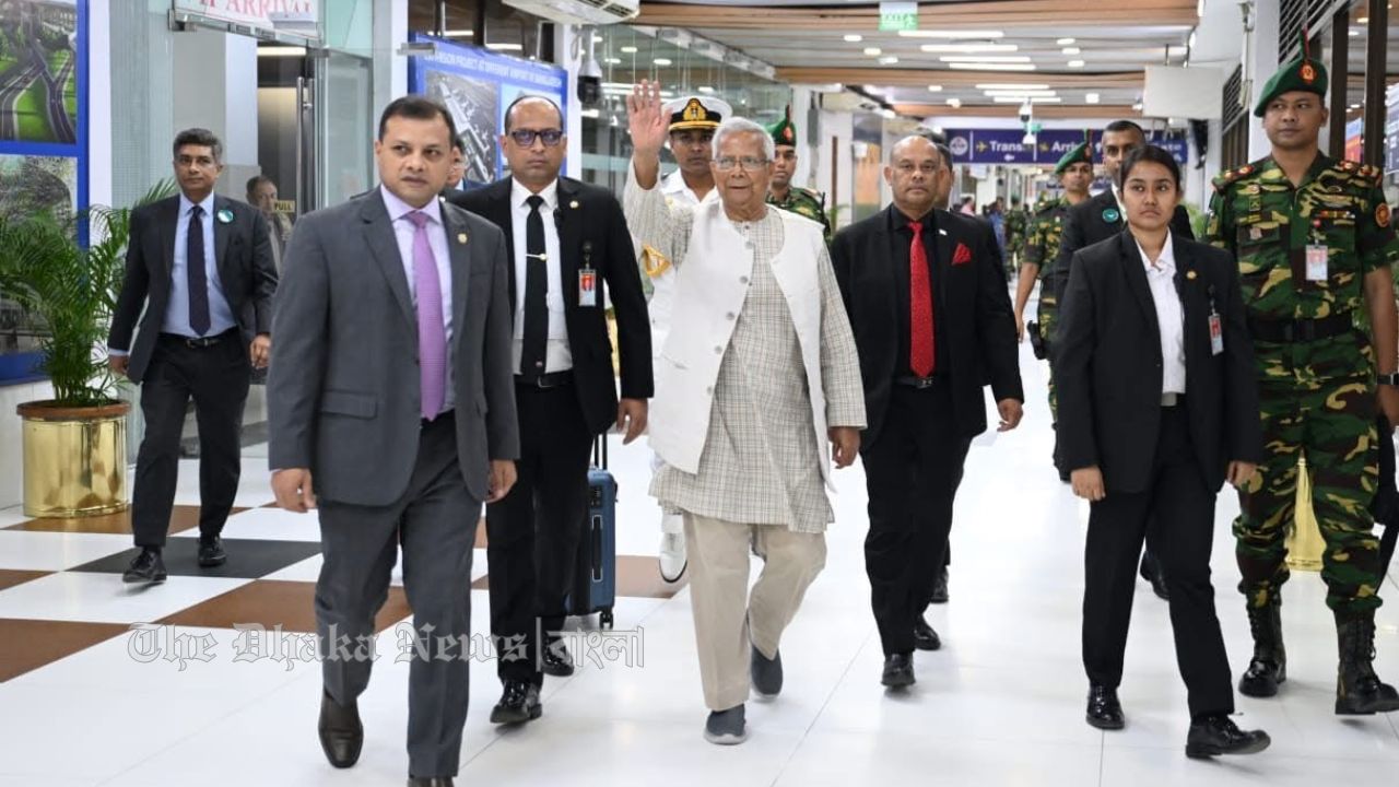 ঢাকা থেকে জাপানের উদ্দেশে রওনা হয়েছেন ড. মুহাম্মদ ইউনূস 