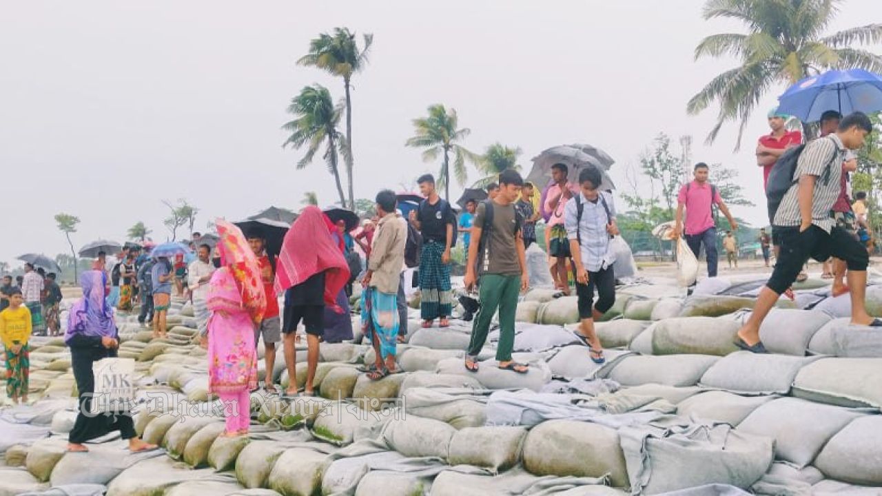 সকল নৌ-যোগাযোগ বন্ধ হাতিয়ায়, অনিশ্চয়তায় দুই শতাধিক ভর্তি পরীক্ষার্থী
