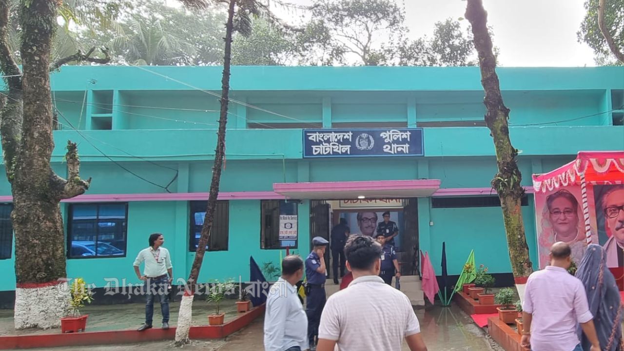 নোয়াখালীতে ভাড়া নিয়ে তর্ক বিতর্কের জেরে যাত্রীর মারধরে প্রাণ গেলা অটোচালকের