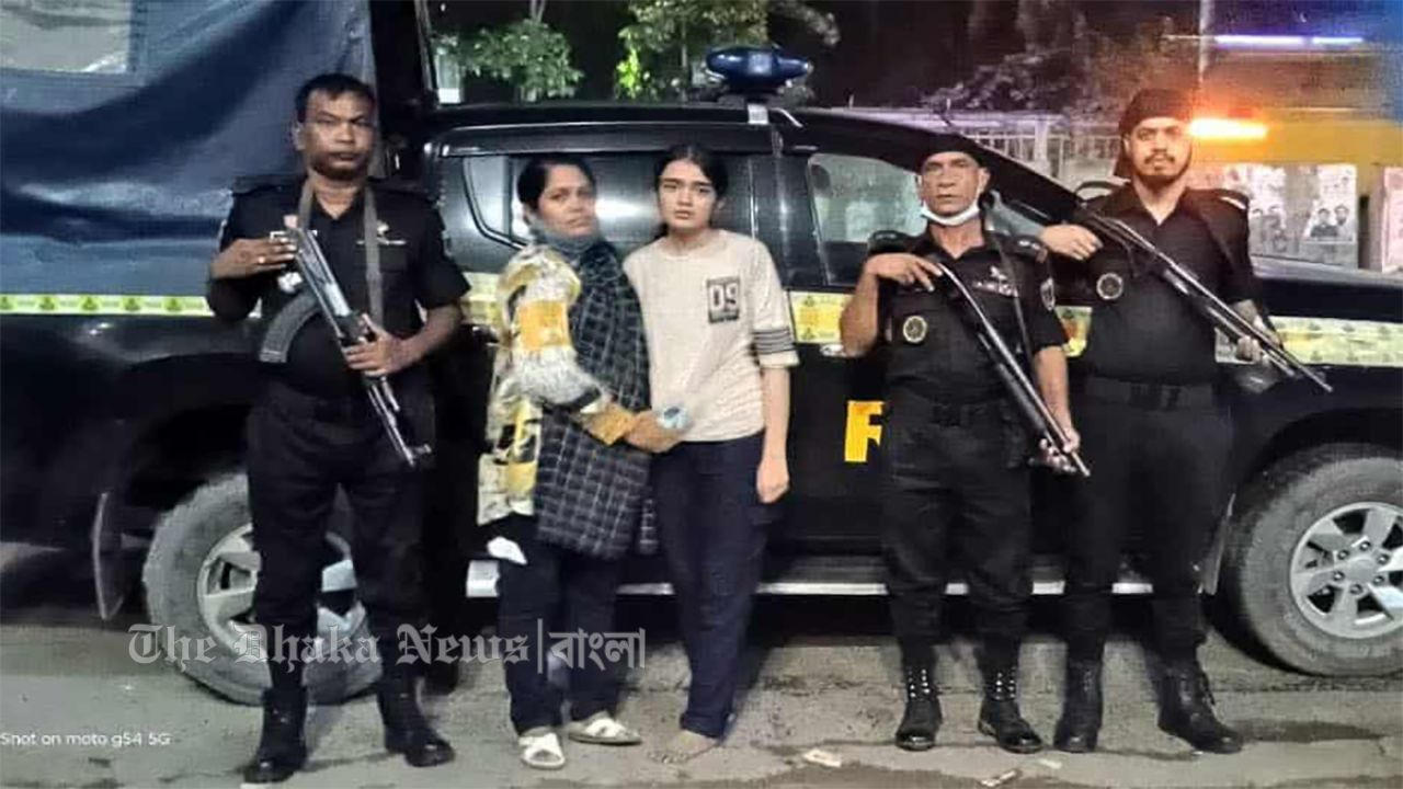 এইচএসসি পরীক্ষা দিতে গিয়ে নিখোঁজ মাহিরা সাভার থেকে উদ্ধার