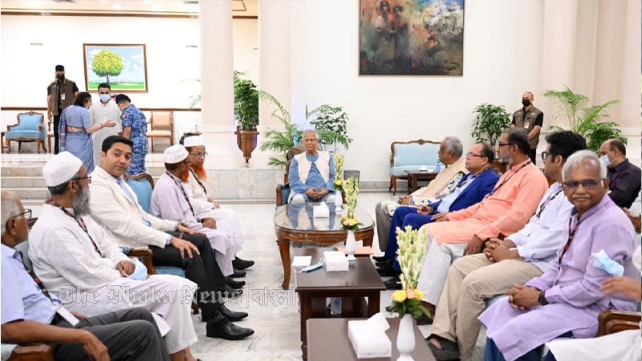 প্রধান উপদেষ্টার সঙ্গে বৈঠকে ১৪ রাজনৈতিক দল-জোট 