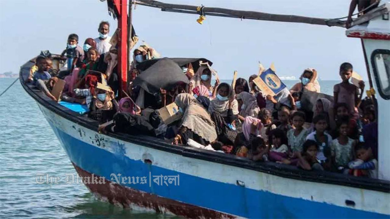 রোহিঙ্গাদের ধরে জাহাজে তুলে সমুদ্রে ফেলে দিচ্ছে ভারত 