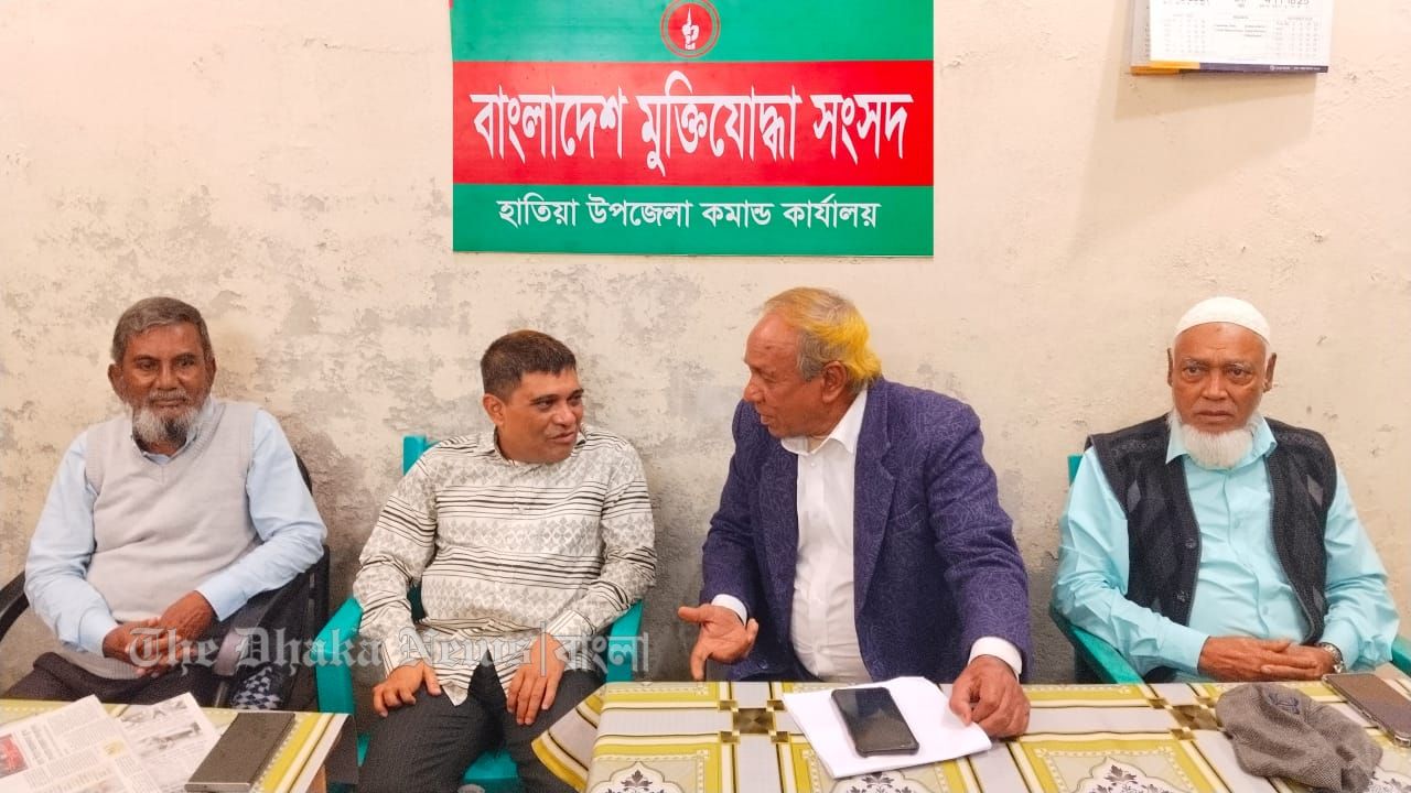 হাতিয়ায় মুক্তিযোদ্ধাদের সমর্থন চাইলেন বিএনপির প্রার্থী- মাহবুবের রহমান শামীম 