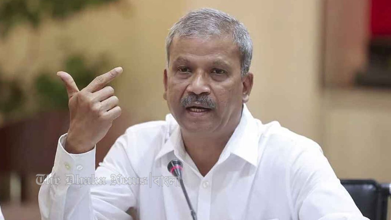 ‘মোবাইল ফোন’ ইস্যুতে প্রবাসীদের ধোঁয়াশা স্পষ্ট করলেন উপদেষ্টা