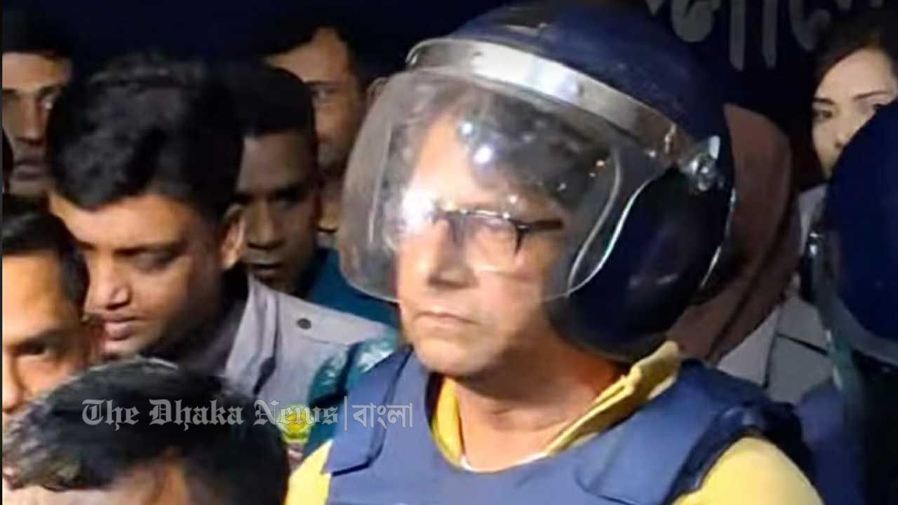 সাংবাদিক আনিস আলমগীর ৫ দিনের রিমান্ডে