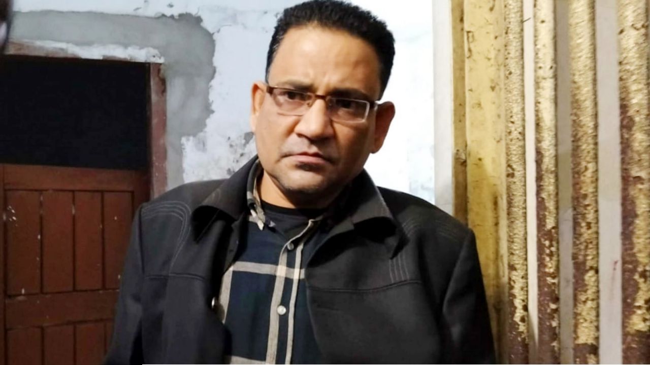 সেনাবাহিনীর পরিচয়ে চাঁদাবাজির সময় যুবলীগ নেতা গ্রেপ্তার