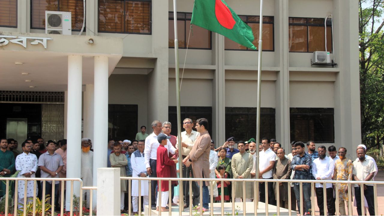 নজরুল বিশ্ববিদ্যালয়ে যথাযোগ্য মর্যাদায় স্বাধীনতা দিবস উদযাপন