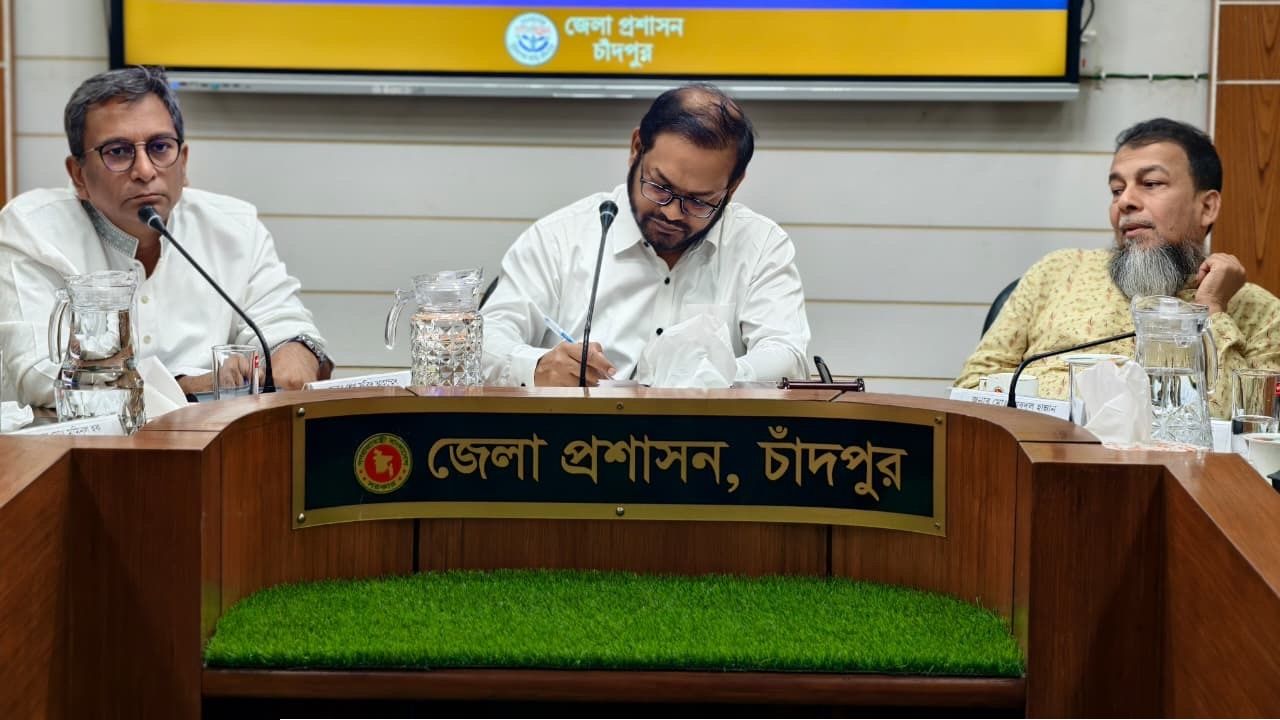 সরকারি সিদ্ধান্ত ছাড়া মেঘনা থেকে বালু উত্তোলন হবে না: চাঁদপুর ৩ আসনের এমপি মানিক