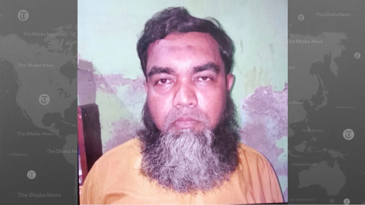 রামগতিতে স্কুল মাঠে বালুর ব্যবসা: ক্লাসে ব্যাঘাত, ব্যবস্থার দাবি শিক্ষার্থী-অভিভাবকদের