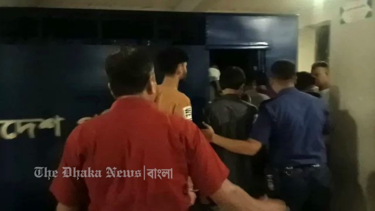 নোয়াখালীতে ভুল চিকিৎসায় শিশু মৃত্যুর ঘটনায় চক্ষু হাসপাতালের এমডি জেলে