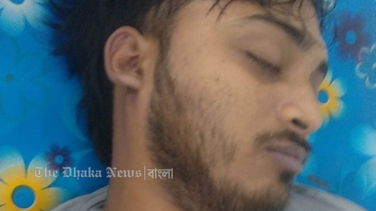 চাঁদপুরে নিজ ঘরে বিদ্যুতায়িত হয়ে প্রাণ গেল যুবকের
