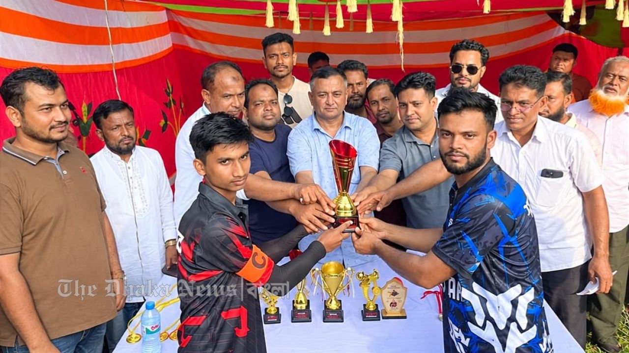 নোয়াখালী বেগমগঞ্জে ধীতপুর ইয়াং স্টার স্পোর্টিং ক্লাবের ফুটবল ফাইনাল
