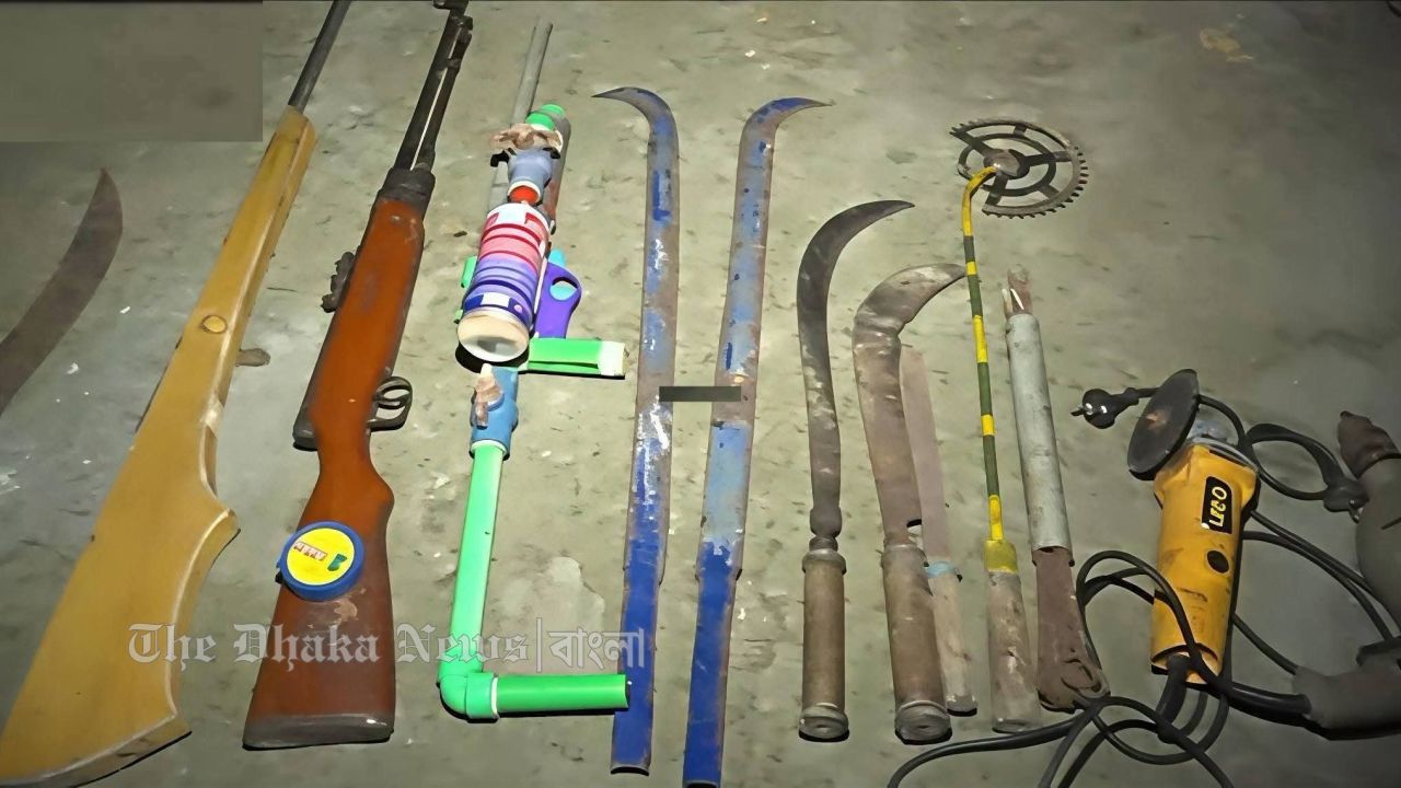দেশীয় অস্ত্র তৈরি করে বিক্রির বিজ্ঞাপন, এসআরবির অভিযানে যুবক আটক